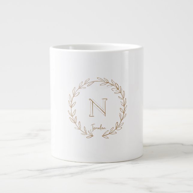 Einfache Monogramm-Kranz-Personalisiert Jumbo-Tasse (Vorderseite)