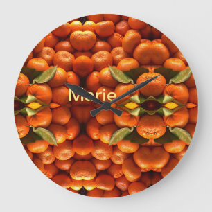 Einfache orange Frucht mit Namen minimal benutzerd Große Wanduhr