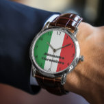 Einfache Personalisierte italienische Fahne Armbanduhr<br><div class="desc">Eine Armbanduhr, die stolz die grünen, weißen und roten Farbtöne der italienischen Flagge zeigt, mit deutlich markierten Zahlen, die eine einfache Lesbarkeit gewährleisten. Was dieses Zeitstück auszeichnet, ist sein kühner schwarzer Typ für Personalisierung, der es den Kunden ermöglicht, Namen, Daten oder Sentiments von Bedeutung zu verwenden. Die Uhr kommt in...</div>