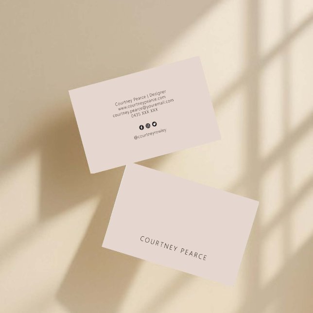Einfache professionelle Visitenkarte mit QR-Code (Von Creator hochgeladen)
