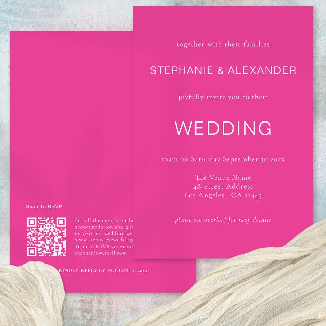 Einfache QR Code Hot Pink Wedding Einladung (Front and back view)