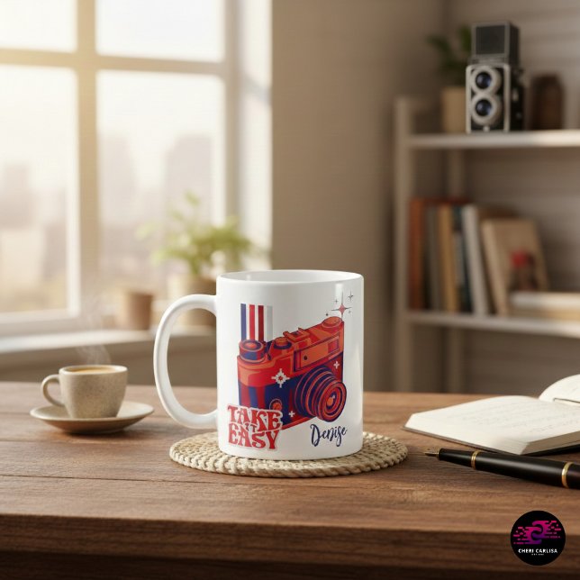 Einfache Retro-Kamera Kaffeetasse (A cozy retro vibe for every photographer—your new favorite camera mug.)