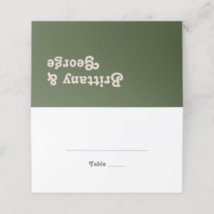 Einfache Retro-Vibes Olive Green Folded Platzkar Platzkarte