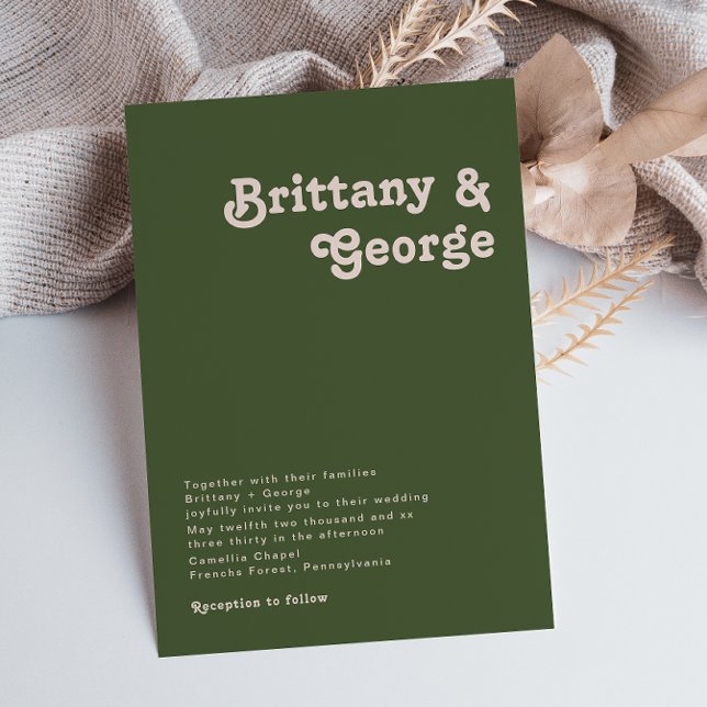 Einfache Retro Vibes Olive Green Wedding Einladung (Von Creator hochgeladen)