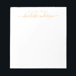 Einfache Schriftzeichen in Gelb Personalisiert Notizblock<br><div class="desc">Einfache Skriptbuchstaben im Personalisierten gelben Editor</div>