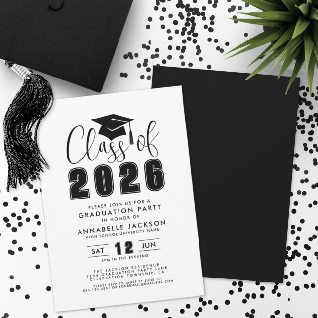 Einfache Schwarz-Weiß-Abschlussfeier Einladung (Simple Black White Graduation Party Invitation)