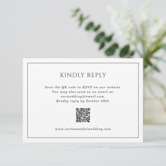 Einfache Schwarz-Weiß QR Code Elegante Hochzeit RSVP Karte (Stehend Vorderseite)