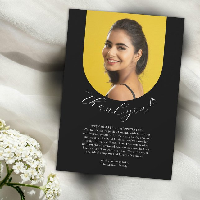 Einfache Schwarz-weiße Beerdigung Foto tief empfun Dankeskarte (Von Creator hochgeladen)