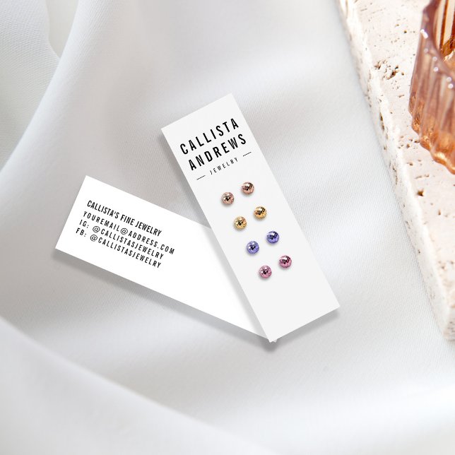 Einfache Schwarz-weiße Mehrfach-Speicherkarte (Von Creator hochgeladen)