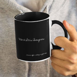 Einfache schwarze Farbe personalisiert mit Namen Tasse
