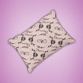 Einfache schwarze Herzen, Blüte, Unendlichkeit auf Dekokissen