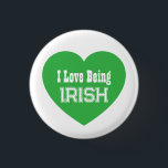 Einfache St. Patrick's Day Green I Liebe ist irisc Button<br><div class="desc">Dieser niedliche St. Patrick's Day Button ist eine einfache und festliche Art,  um zu feiern,  wie man Irisch ist.</div>