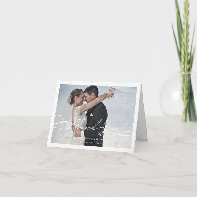Einfache, stilvolle Dankeschön Script Wedding Foto Dankeskarte (Vorderseite)