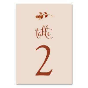 Einfache Terracotta Taupe Herbstlaubs Boho Wedding Tischnummer