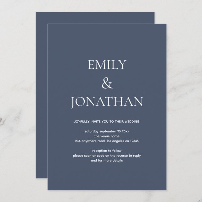 Einfache Typografie Dusty Navy QR-Code Hochzeit Einladung (Vorne/Hinten)