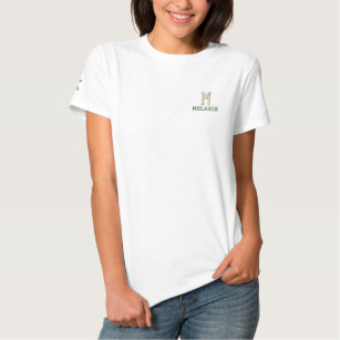 Einfache Typografie Name Initials Green Sage Besticktes T-Shirt
