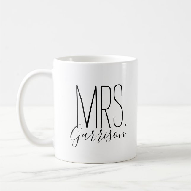 Einfache und süße Personalisierte Mrs. Monogram Kaffeetasse (Links)