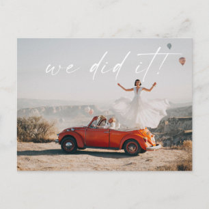 Einfache We Did It Hochzeitsempfangs-Foto Postkarte