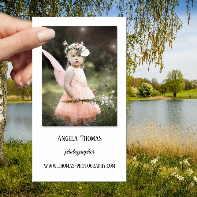 Einfache White Fotos Fotograf Business Card Visitenkarte (Business card featuring your own professional photos framed by a small drop shadow on white)
