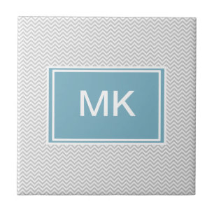 Einfacher grauer Zickzack Fliese