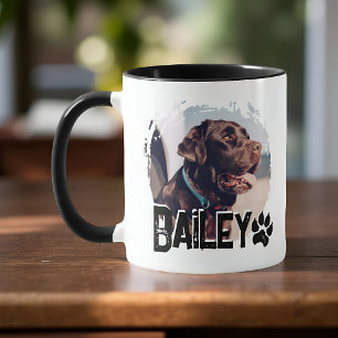 Einfacher moderner cooler Grunge-Name und Foto des Tasse
