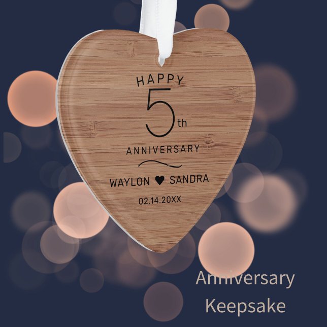 Einfaches 5. Holzgeschenk zum Hochzeitstag Ornament (Bamboo wood look for 5th wedding anniversary milestone keepsake.)