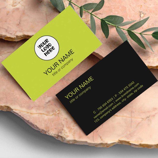 Einfaches Berufliches, elegantes Logo Minimalistis Visitenkarte (Von Creator hochgeladen)