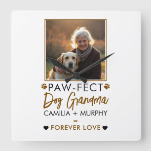 Einfaches Brown & Black Text Dog Oma Foto Quadratische Wanduhr