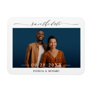 Einfaches Chic Script Hochzeit Termin Foto Magnet