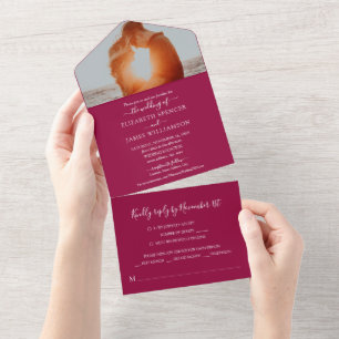 Einfaches elegantes Foto Hochzeit RSVP Cranberry All In One Einladung