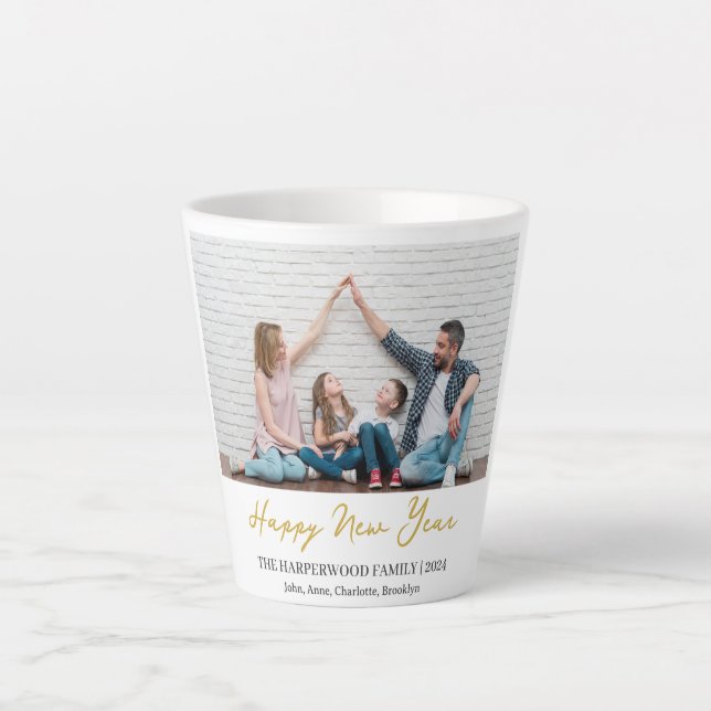 Einfaches Elegantes Modernes Happy New Year One Fo Milchtasse (Vorderseite)