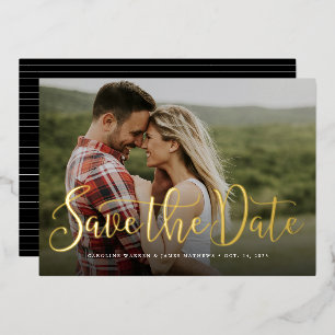 Einfaches elegantes Skriptfoto Save-the-Date Folieneinladung