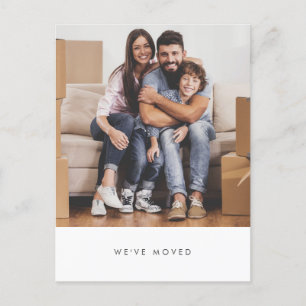 Einfaches Familienfoto Wir sind in eine neue Heima Postkarte