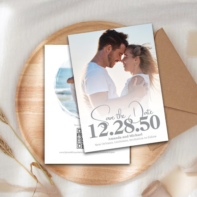 Einfaches Foto Save the Date Hochzeit (Save the date photo card with modern typography. )