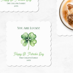 Einfaches grünes Kleeblatt zum Happy St. Patrick's Untersetzer