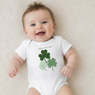 Einfaches Grünes Minimalistisches Kleeblatt Baby Strampler