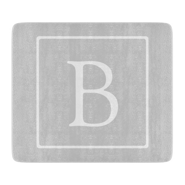 Einfaches hellgraues Monogramm Schneidebrett (Vorderseite)