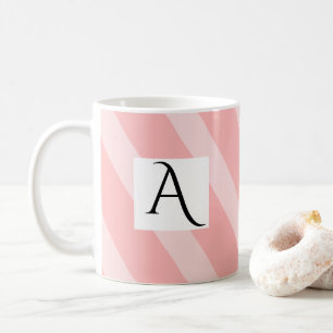Einfaches hellrosa einzelnes Initial breites Strei Kaffeetasse