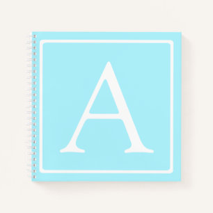Einfaches Himmelblau-Monogramm Notizbuch