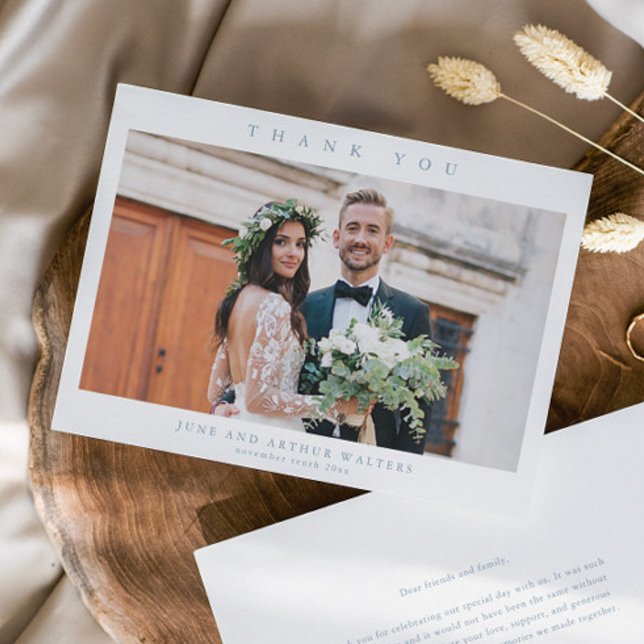Einfaches Hochzeitsstil Dankeskarte (Simple Dusty blue Wedding Photo Thank You Cards.)