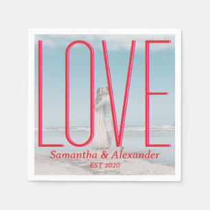 Einfaches Hochzeitsszenario mit Personalisiertem F Serviette
