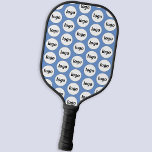 Einfaches Logo-Geschäftsmodell Sky Blue Pickleball Schläger<br><div class="desc">Einfaches Logo-Design zur Förderung der Markentreue und zur Förderung Ihres kleinen Unternehmens. Ersetzen Sie das Logo durch Ihr eigenes,  um es anzupassen. Nutzen Sie sie selbst,  zum Sponsoring oder für Ihre Mitarbeiter,  Kunden und Kunden.</div>