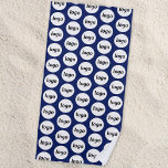 Einfaches Logo-Muster Werbeaktion Navy Blue Strandtuch<br><div class="desc">Fügen Sie Ihr eigenes Logo zu diesem einfachen Fliesenmuster für ein Werbeprodukt für Ihr Unternehmen hinzu. Nutzen Sie sie selbst oder geben Sie sie Mitarbeitern,  Mitarbeitern,  Kunden und Kunden,  um die Markenloyalität zu fördern. Ideal für Firmensponsoring.</div>