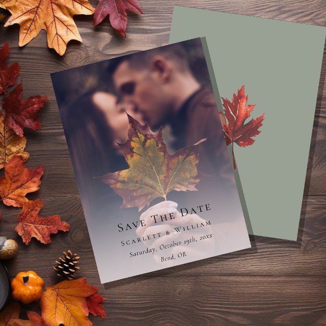 Einfaches Minimal Fall Sage Green Wedding Foto Save The Date (Von Creator hochgeladen)