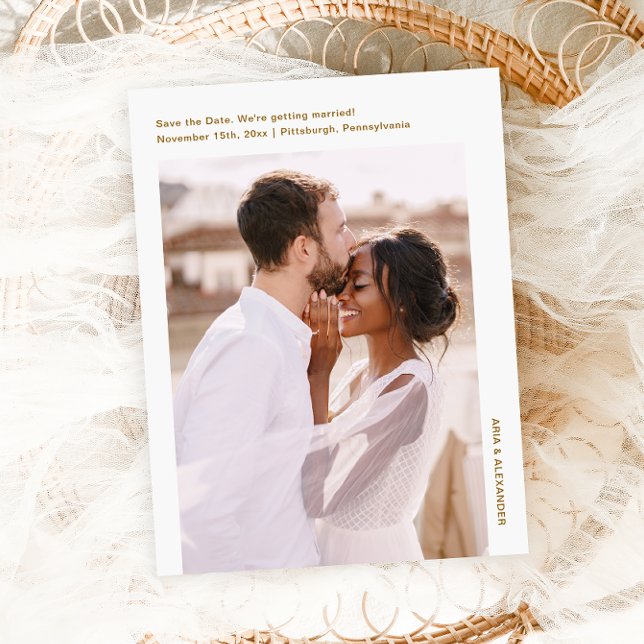 Einfaches Minimal Gold Foto Hochzeit Sichern Sie d Postkarte (Von Creator hochgeladen)