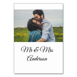 Einfaches Minimal Mr und Mrs fügen Sie Ihr Namensf Tischnummer