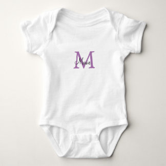 einfaches Minimum Name Monogramm rosa rote Wasserk Baby Strampler