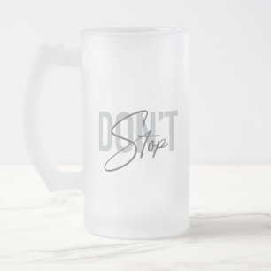 Einfaches, modernes, cooles, urbanes Design macht Mattglas Bierglas