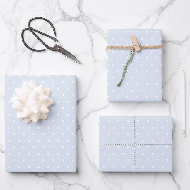 Einfaches Polka Dot Muster in Pastel Light Blue Gr Geschenkpapier Set (Vorderseite)