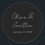 Einfaches Schwarzes Krawatte-Skript Runder Aufkleber<br><div class="desc">Einfache Schwarze Krawatte Script für die Hochzeit klassischer Rundsticker</div>